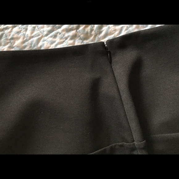 HALOGEN True Black Fall/Winter Weight Modest Stretchy Skirt. 28.5” Long - Picture 4 of 4